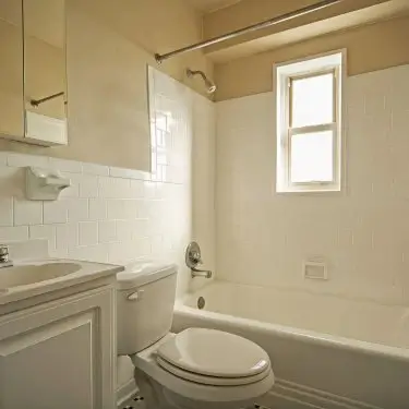 skyline towers bathroom